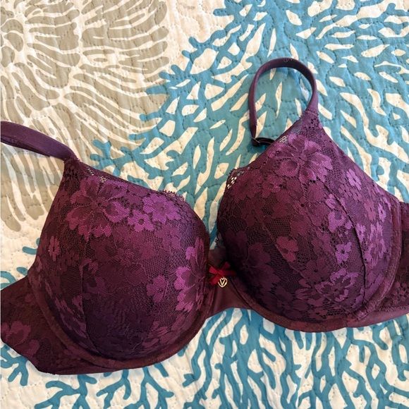 Victoria's Secret Other - NWOT Victoria’s Secret Floral Lace Bra in Rich Purple 38C
